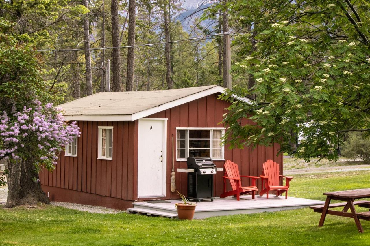Timbers Resort Fairmont Hot Springs Exterior photo